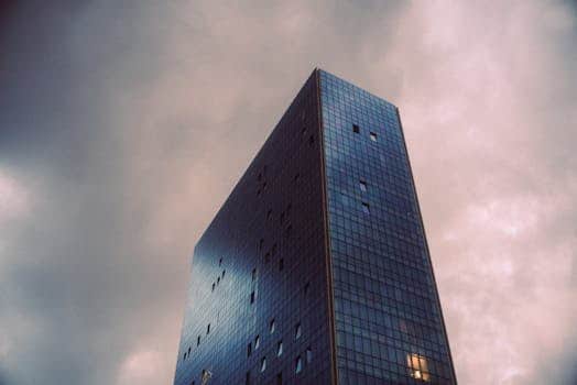 Post-Pandemic Office Conversions: Condo Risks in Old Corporate Towers