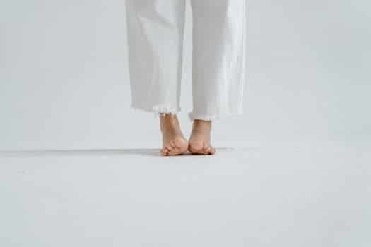 Trousers Over 50: Styling Wide-Leg Cuts Without Swamping Your Frame