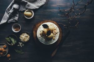 AI in the Kitchen: Smart Menus and Recipe Algorithms