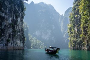 Subscription Travel: Bundling Flights, Hotels, and Experiences