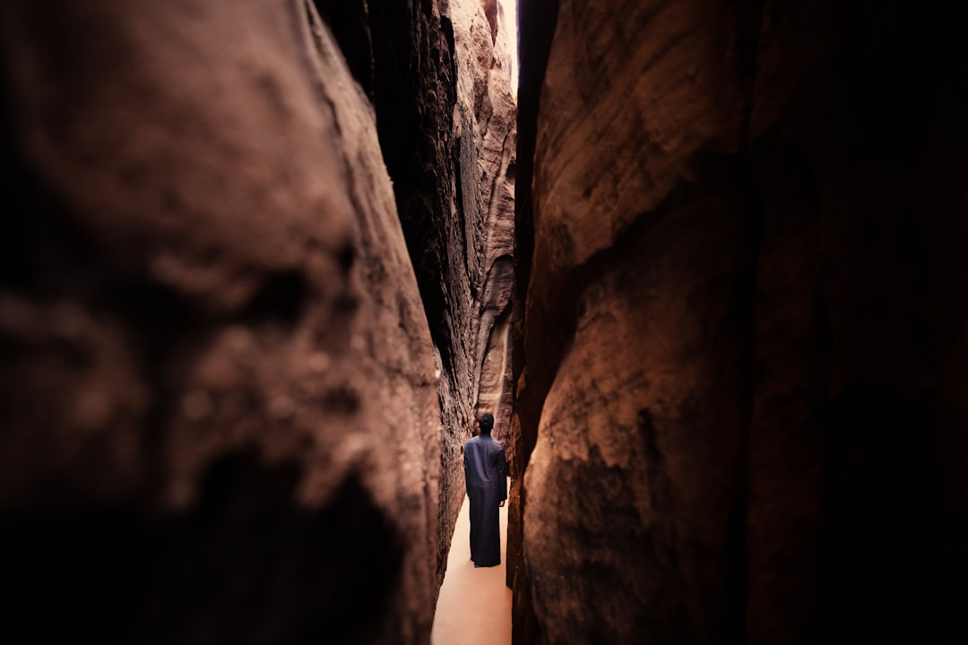 Destination Dupes: Escaping Crowds with Underrated Alternatives